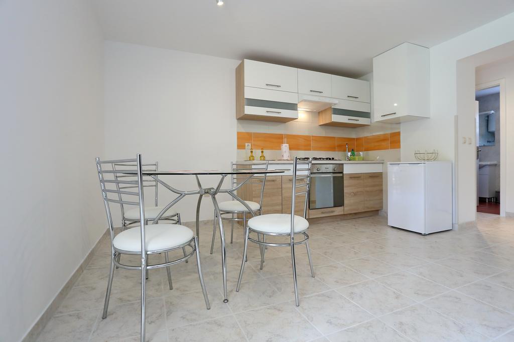 Apartment Ada ザダル 部屋 写真